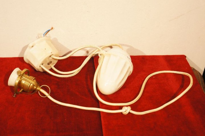 lampa sťahovacia