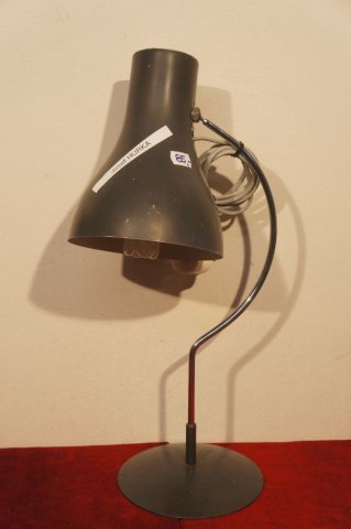 stolná lampa