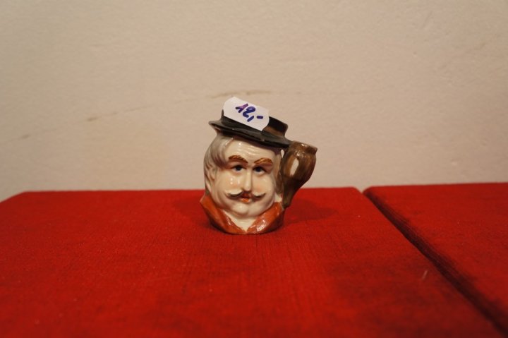 pohár hlava